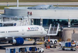 Delta will begin using facial recognition tech at LAX boarding gates