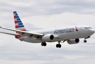 American Airlines pilots want all passengers to wear masks