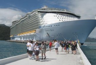 Royal Caribbean To Eliminate Buffets on Post-Coronavirus Cruises