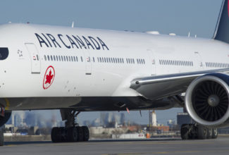 Air Canada in $1bn share offering, adds to cargo network