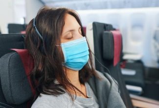 Airlines Threaten to Ban Passengers Refusing Masks