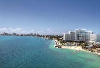 RIU Hotels in Cancun Reopen to Visitors