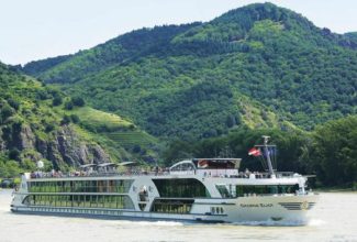 Riviera River Cruises' Releases Group Booking Guide, Webinar for Travel Advisors