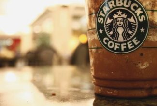 Starbucks Partners with OTG to Reinvent the Airport Experience