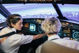 United Airlines Becomes First US Carrier to Open Its Own Flight School