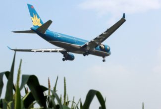 Vietnam Airlines resumes all domestic flight services