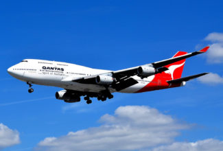 Qantas Grounding 100 Aircraft, Retiring 747s