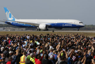 Boeing now finds manufacturing faults in Dreamliners too