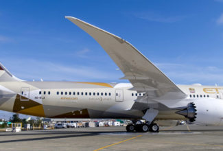 Etihad Airways reaffirms commitment to B787s