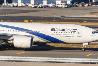 Israeli Airline Completes First-Ever Commercial Passenger Flight to UAE