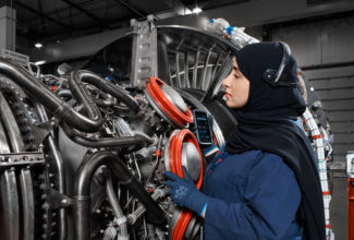 Sanad signs deal with Pratt and Whitney and International Aero Engines