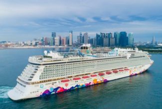 Dream Cruises’ World Dream Arrives in Singapore