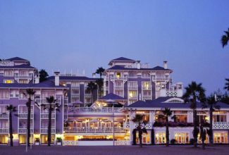 Top Travel Deals 2026: Flights, Cruises & Hotels and When to Book Them