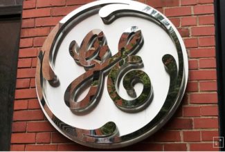 GE Pension Threats Highlight Risks in Transfers to Insurers and Spinoffs