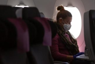 Delta Adds Nearly 700 Travelers to No-Fly List for Refusing to Wear Mask