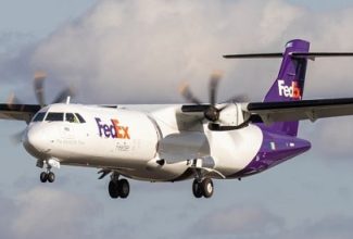 FedEx takes world's first ATR72-600 freighter