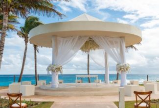 How This Travel Advisor Pulled off a Successful Destination Wedding in Cancun