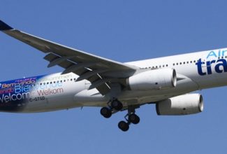 Transat shareholders back Air Canada deal despite late offer