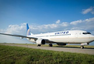 United Airlines Reports Massive COVID-19-Related Losses