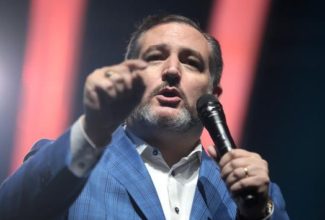 United Investigating Who Leaked Ted Cruz’s Flight Info