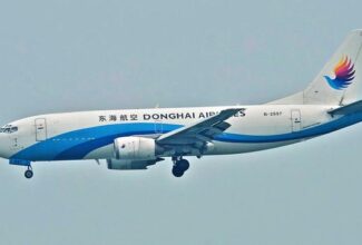 Chinese Airline Suspends Pilot, Flight Attendant for Mid-Air Fight