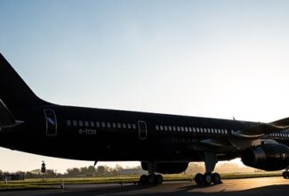 Russia's Azur Air adds VIP B757