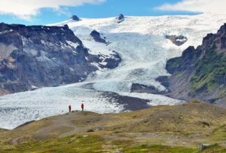 Delta Begins New Nonstop Flight to Iceland From Boston