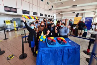 AUA Airport Congratulates Southwest Airlines