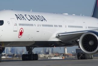 Air Canada recalls 2,600 staff