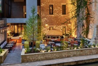 Canopy by Hilton San Antonio Riverwalk: Modern Design in Alamo City