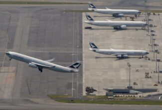 Cathay Pacific hiring more local pilots despite travel slump