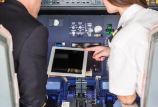 Delta Will Hire 1,000 More Pilots in the Next Year