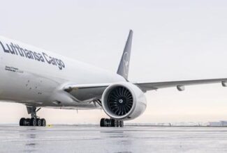 Lufthansa Cargo orders one Boeing 777-200LRF