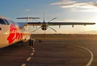 Mayotte's EWA Air resumes flights to the Comoros