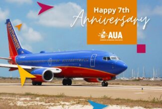 American Airlines Celebrates 7 Years of Service to Aruba