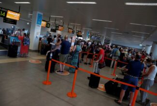 EU airlines and airports warn digital COVID certificate roll-out risks chaos