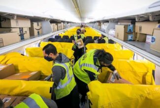 FAA Gives U.S. passenger airlines 6-month extension for cabin cargo