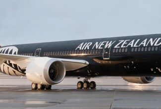 Air New Zealand again defers capital raise