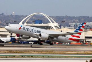 American Airlines passenger reportedly lights a cigarette in flight