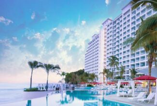 Hilton Vallarta Riviera All-Inclusive Resort Opens