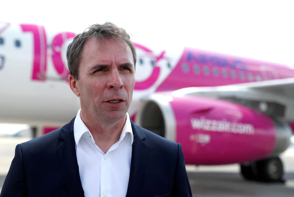 Wizz Air faces investor showdown over potential 100 mln stg CEO bonus