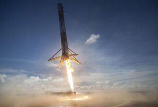 SpaceX set to launch two spacecraft to the Moon this week