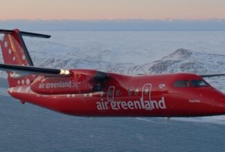 Air Greenland suspends ticket sales over COVID outbreak