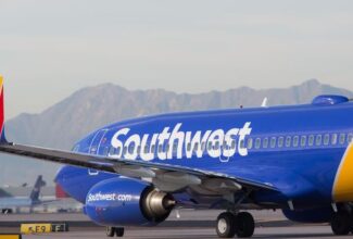 Apparent battle between Southwest flight attendants and pilots