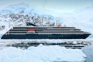 Atlas Deploys Two Ships to Antarctica for Winter Season