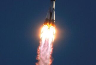 A big failed Russian Angara-A5 rocket crashes back to Earth out of control