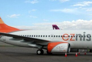 Thieves raid Eznis Airways 737 at Lagos, Nigeria