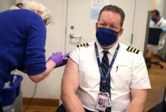 United brings back airport vaccines for employee boosters as omicron spreads