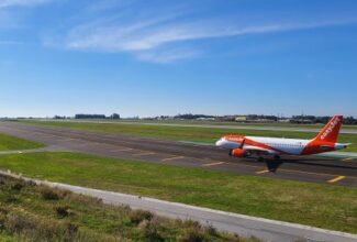 easyJet reinforces its position at Porto airport