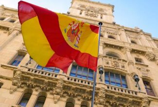 Spain Scraps Testing, Isolation Laws for Suspected COVID-19 Cases